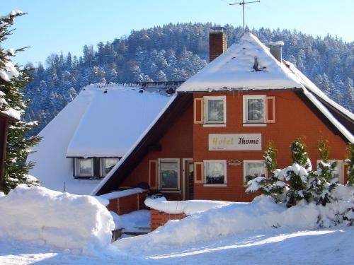 Hotel-Pension Thome Hinterzarten Ngoại thất bức ảnh